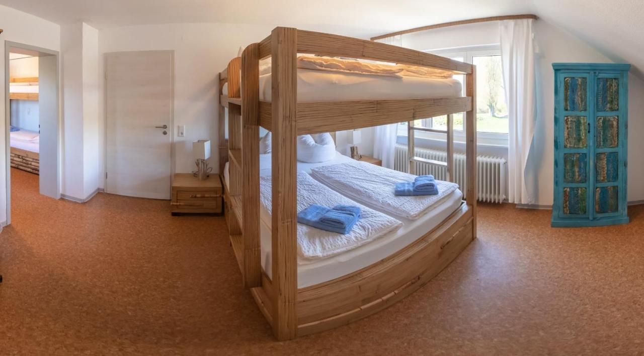 Gaestehaus Am See Гаенхофен Екстериор снимка